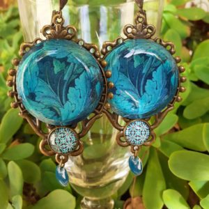boucles d'oreilles bleues art nouveau motif acanthe merveilles montpellier